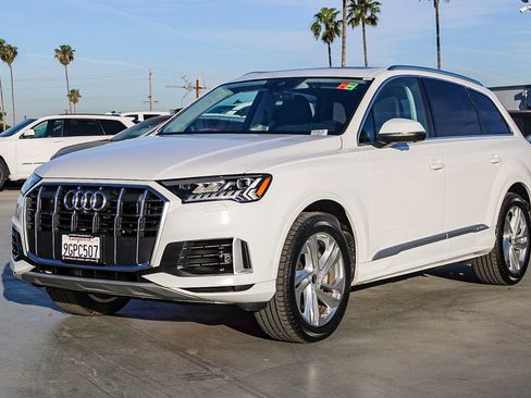 Used 2023 Audi Q7 3.0T Premium Plus image 3