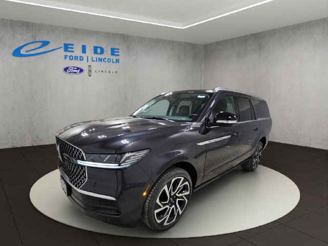 New 2027 Lincoln Navigator L Reserve AWD/4WD image 2