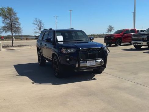 Used 2022 Toyota 4Runner TRD Off-Road Premium image 4