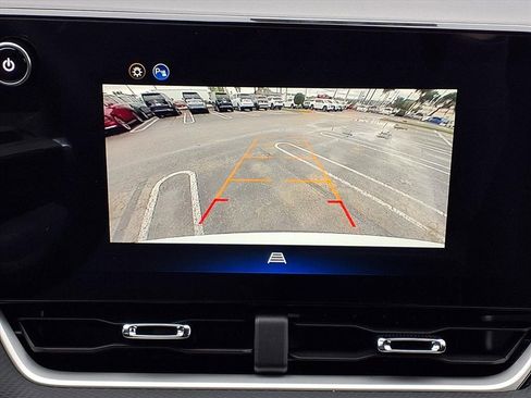 New 2026 Chevrolet Equinox LT image 13