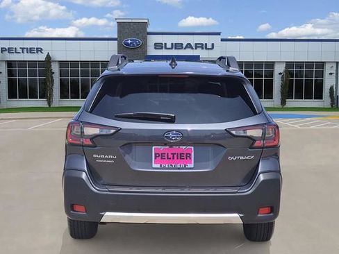 Certified 2025 Subaru Outback Limited AWD/4WD image 5