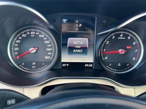 Used 2018 Mercedes-Benz GLC 300 image 12