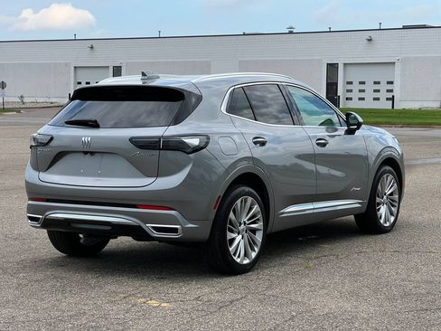 Used 2024 Buick Envision Avenir AWD/4WD image 44