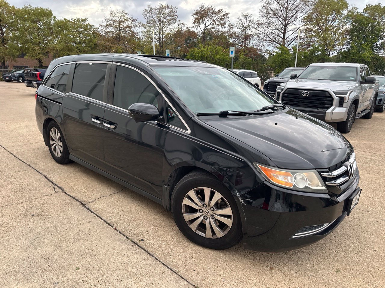 Used 2014 Honda Odyssey EX-L image 2