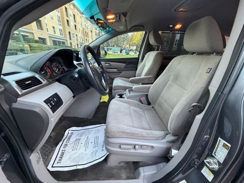 Used 2016 Honda Odyssey SE image 28