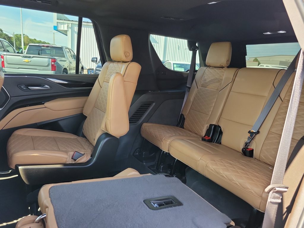 Certified 2023 Cadillac Escalade Premium Luxury w/ Performance Package RWD image 26
