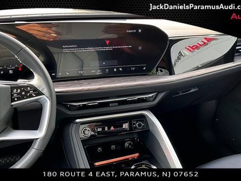 Used 2025 Audi Q5 Premium w/ Convenience Package AWD/4WD image 6