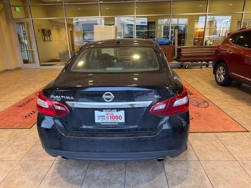 Used 2018 Nissan Altima 2.5 SL FWD image 5