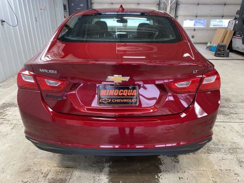 Used 2018 Chevrolet Malibu LT image 8
