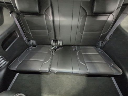 Used 2016 GMC Yukon Denali w/ Open Road Package AWD/4WD image 23