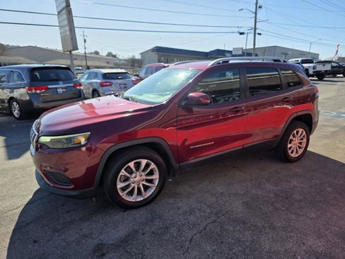 Used 2020 Jeep Cherokee Latitude image 5