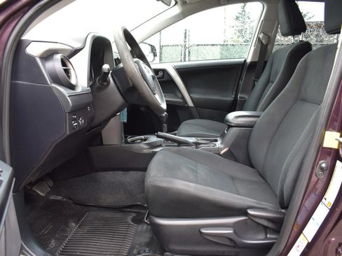 Used 2017 Toyota RAV4 LE w/ All Weather Liner Package AWD/4WD image 45
