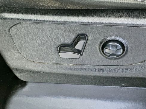 Used 2021 RAM 1500 Big Horn AWD/4WD image 22