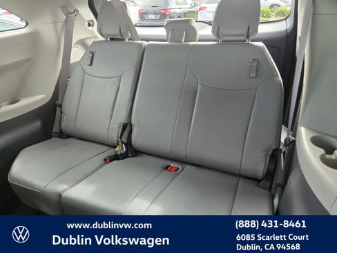 Used 2024 Toyota Sienna XLE image 13