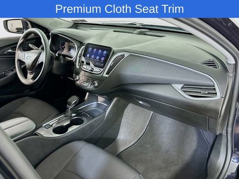 Used 2023 Chevrolet Malibu LT FWD image 21