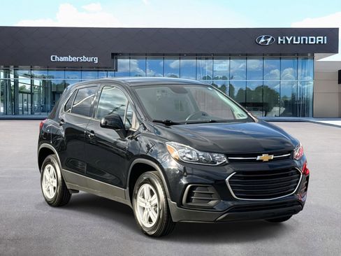 Used 2020 Chevrolet Trax LS w/ Tint and Cruise Package image 1