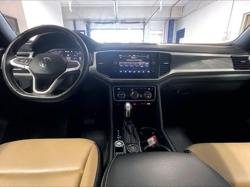 Used 2023 Volkswagen Atlas Cross Sport SE w/ Panoramic Sunroof Package AWD/4WD image 21