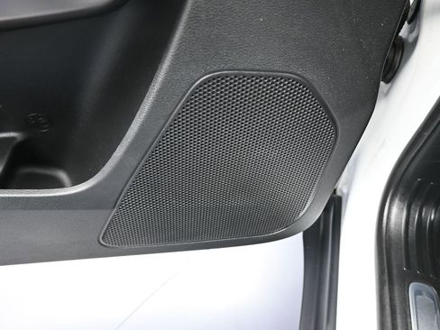 Used 2019 Jeep Cherokee Limited image 14