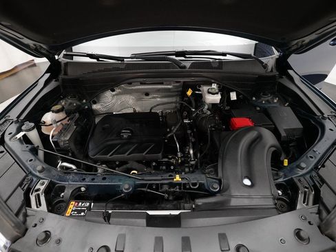 Used 2022 Chevrolet TrailBlazer LT w/ Driver Confidence Package image 3