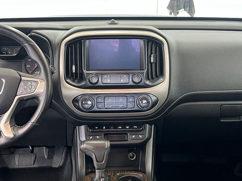 Used 2020 GMC Canyon Denali image 14