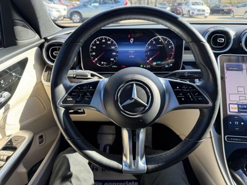Used 2022 Mercedes-Benz C 300 4MATIC Sedan image 12