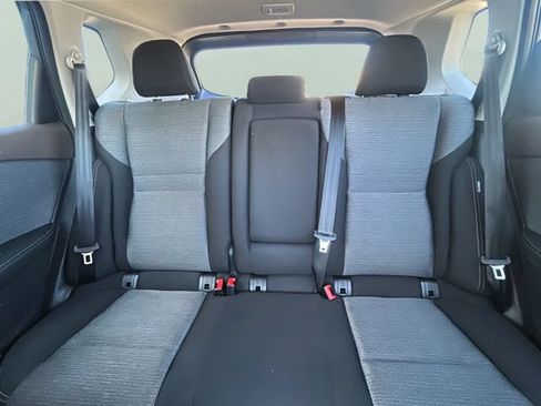 Used 2023 Nissan Rogue SV AWD/4WD image 17