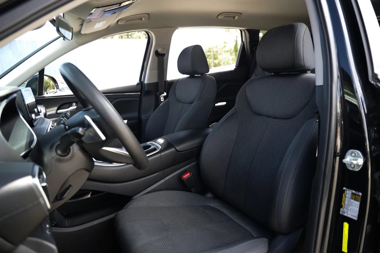 Used 2021 Hyundai Santa Fe SEL FWD image 18