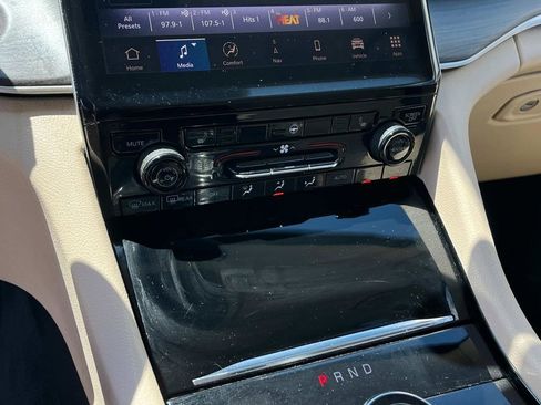 Used 2022 Jeep Grand Cherokee L Limited image 35