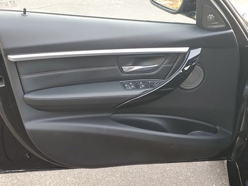 Used 2018 BMW 340i xDrive Sedan image 5
