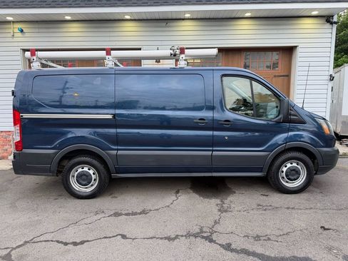 Used 2015 Ford Transit 150 130 Low Roof RWD image 2