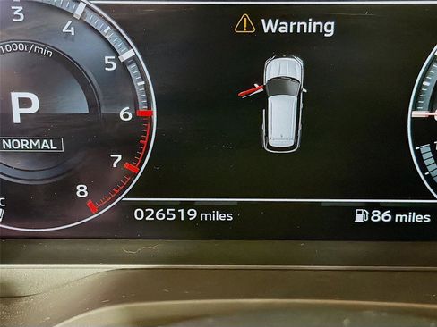 Used 2022 Mitsubishi Outlander SEL image 13