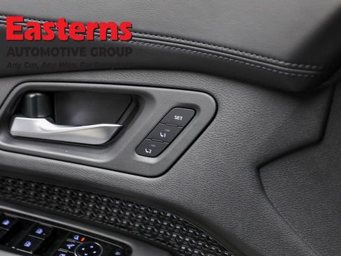 Used 2023 Nissan Ariya FWD image 21