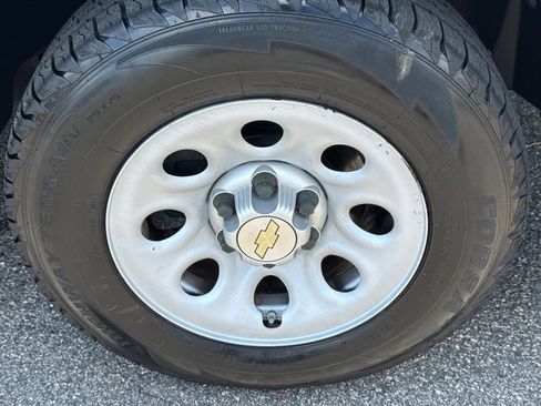 Used 2009 Chevrolet Silverado 1500 W/T RWD image 15