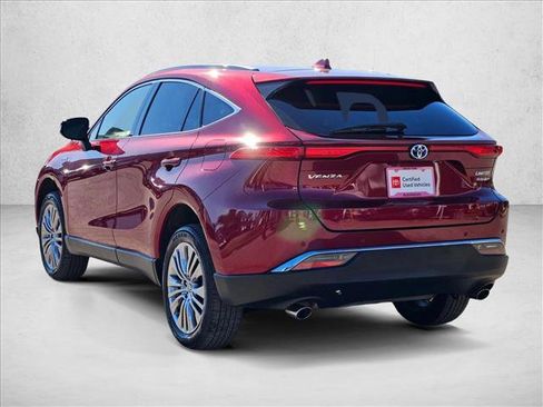 Used 2021 Toyota Venza Limited image 8