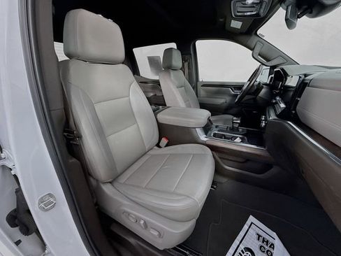 Used 2024 GMC Sierra 1500 SLT w/ SLT Premium Package AWD/4WD image 28