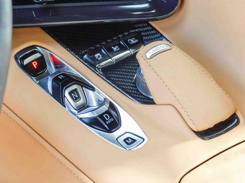 Used 2024 Chevrolet Corvette Stingray Premium Conv w/ Z51 Performance Package image 29