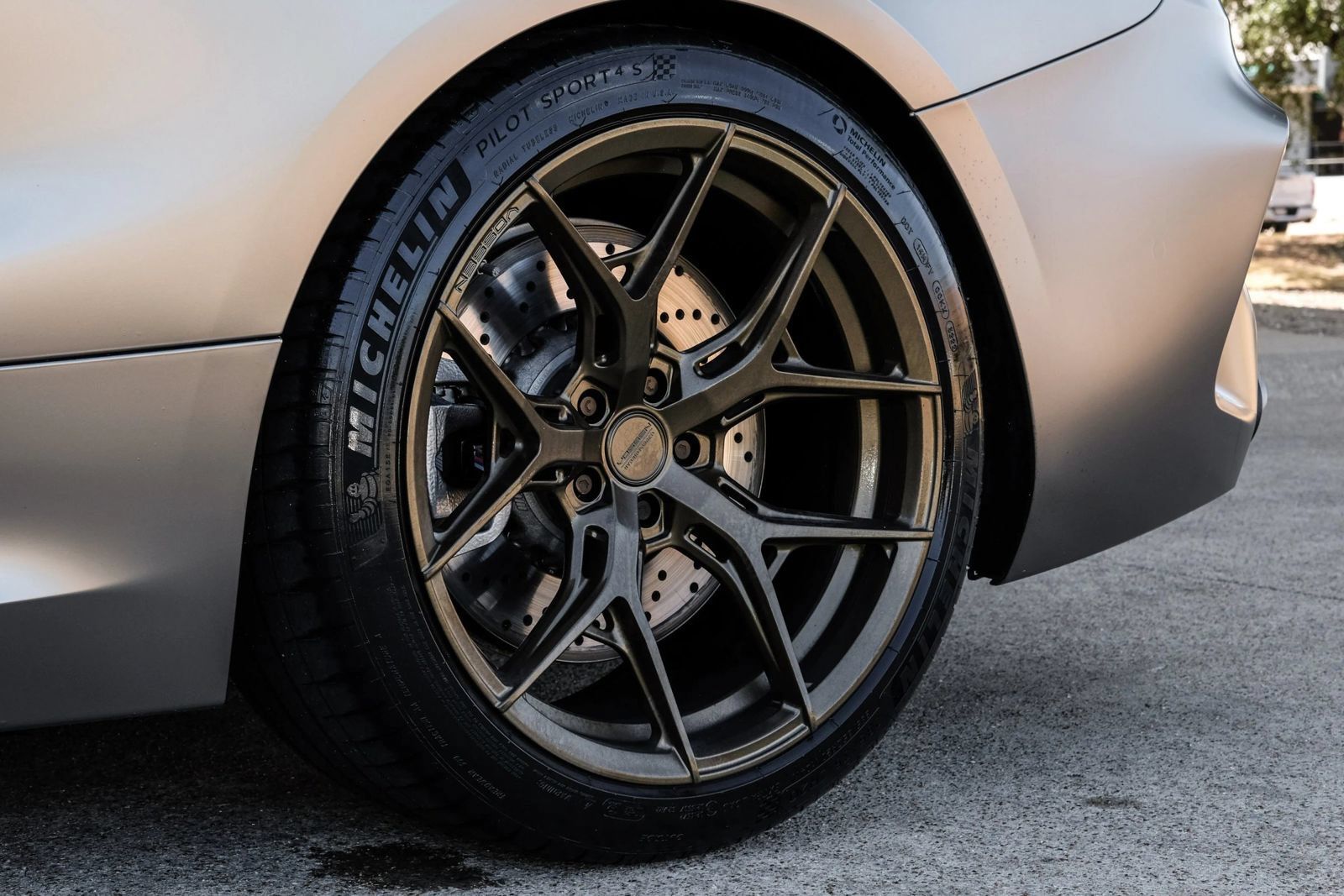 Used 2022 BMW M8 Competition w/ M Carbon Exterior Package AWD/4WD image 62