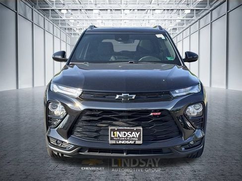 Used 2023 Chevrolet TrailBlazer RS w/ Sun and Liftgate Package FWD image 6