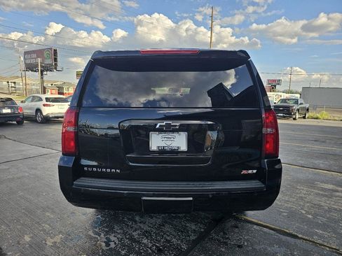 Used 2019 Chevrolet Suburban LT AWD/4WD image 6