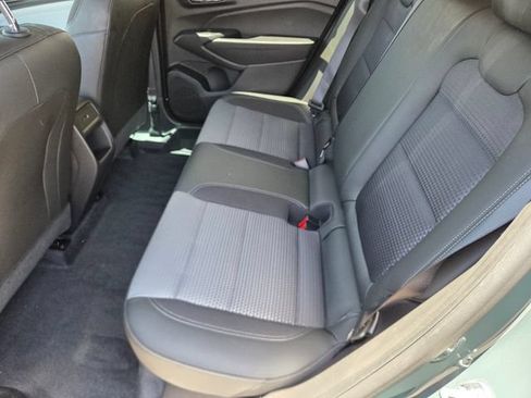 Certified 2025 Chevrolet Trax LT w/ Driver Confidence Package FWD image 11