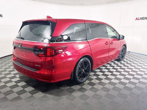 Used 2023 Honda Odyssey Sport image 3