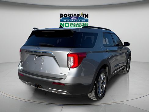 Used 2022 Ford Explorer XLT w/ Equipment Group 202A AWD/4WD image 30