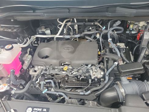 Used 2023 Toyota Sienna XLE w/ XLE Plus Package image 44