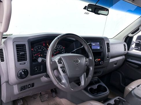 Used 2014 Nissan NV 3500 SL w/ Technology Package RWD image 14