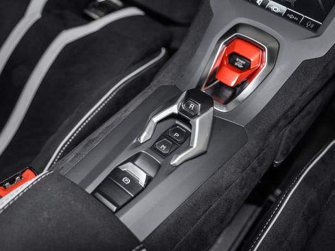 Used 2023 Lamborghini Huracan STO RWD image 32