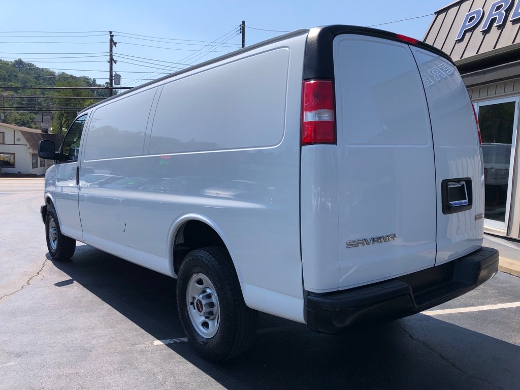 Used 2023 GMC Savana 2500 Extended w/ Driver Convenience Package RWD image 4
