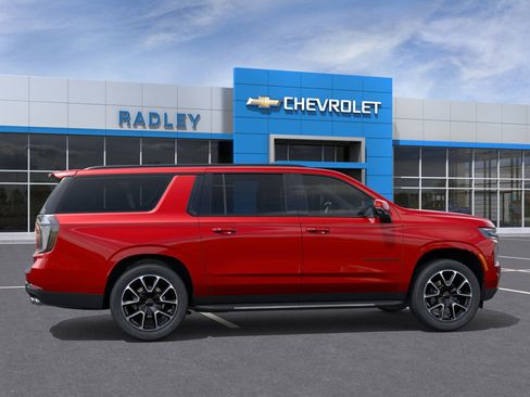 New 2026 Chevrolet Suburban RST w/ Comfort Package image 29