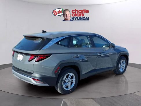 New 2026 Hyundai Tucson SE image 5