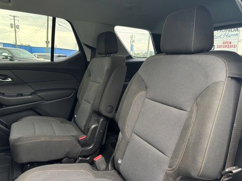 Used 2020 Chevrolet Traverse LT FWD image 15