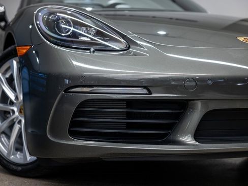 Used 2025 Porsche 718 Boxster image 16